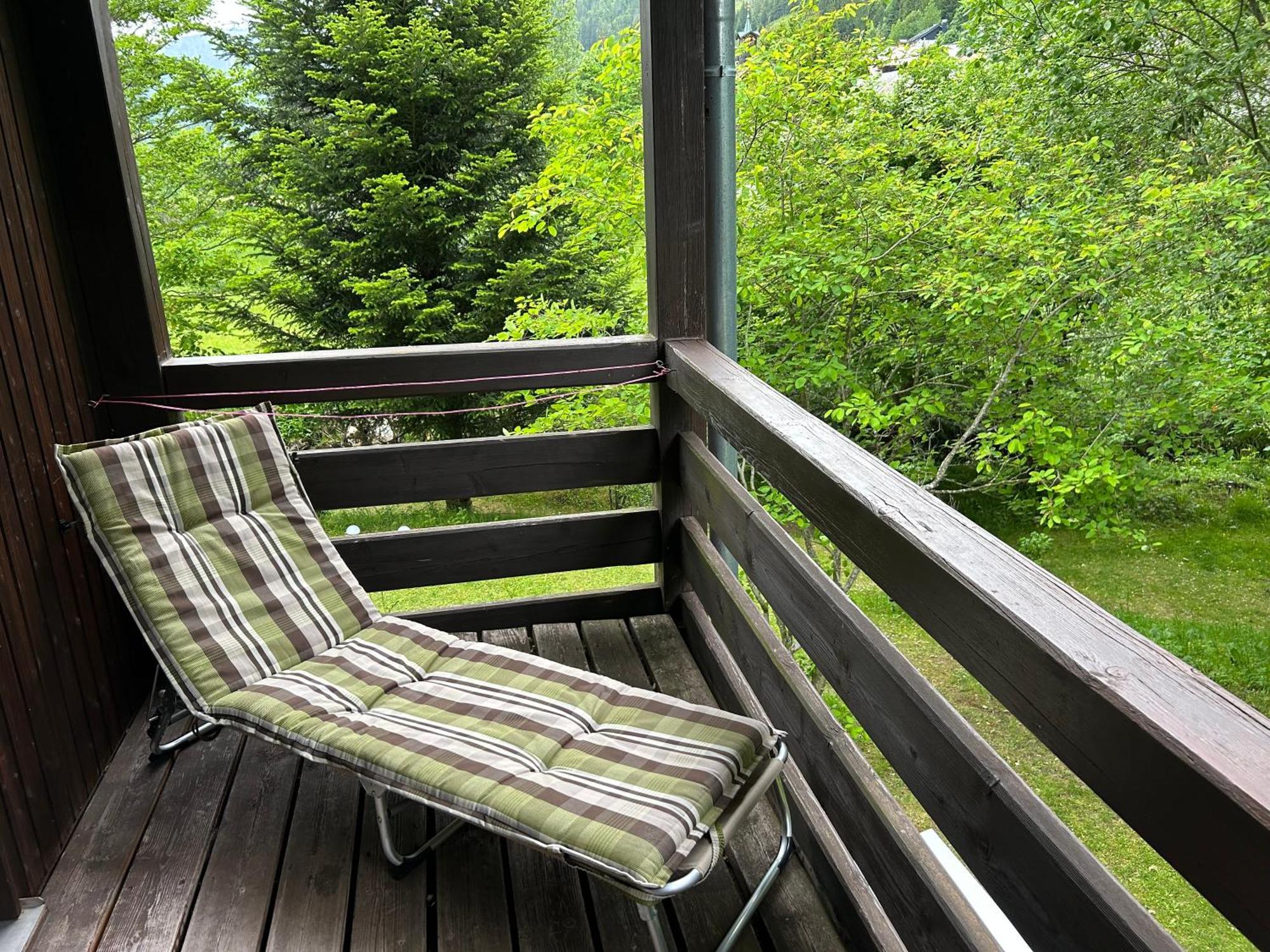 Naturidyll Am Fluss - Ferienhaus Albmatte - Grosser Garten Zum Grillen Und Entspannen-Direkt Neben Dem Radon Revitalbad Mit Sauna Und Thermalbecken St. Blasien Eksteriør bilde